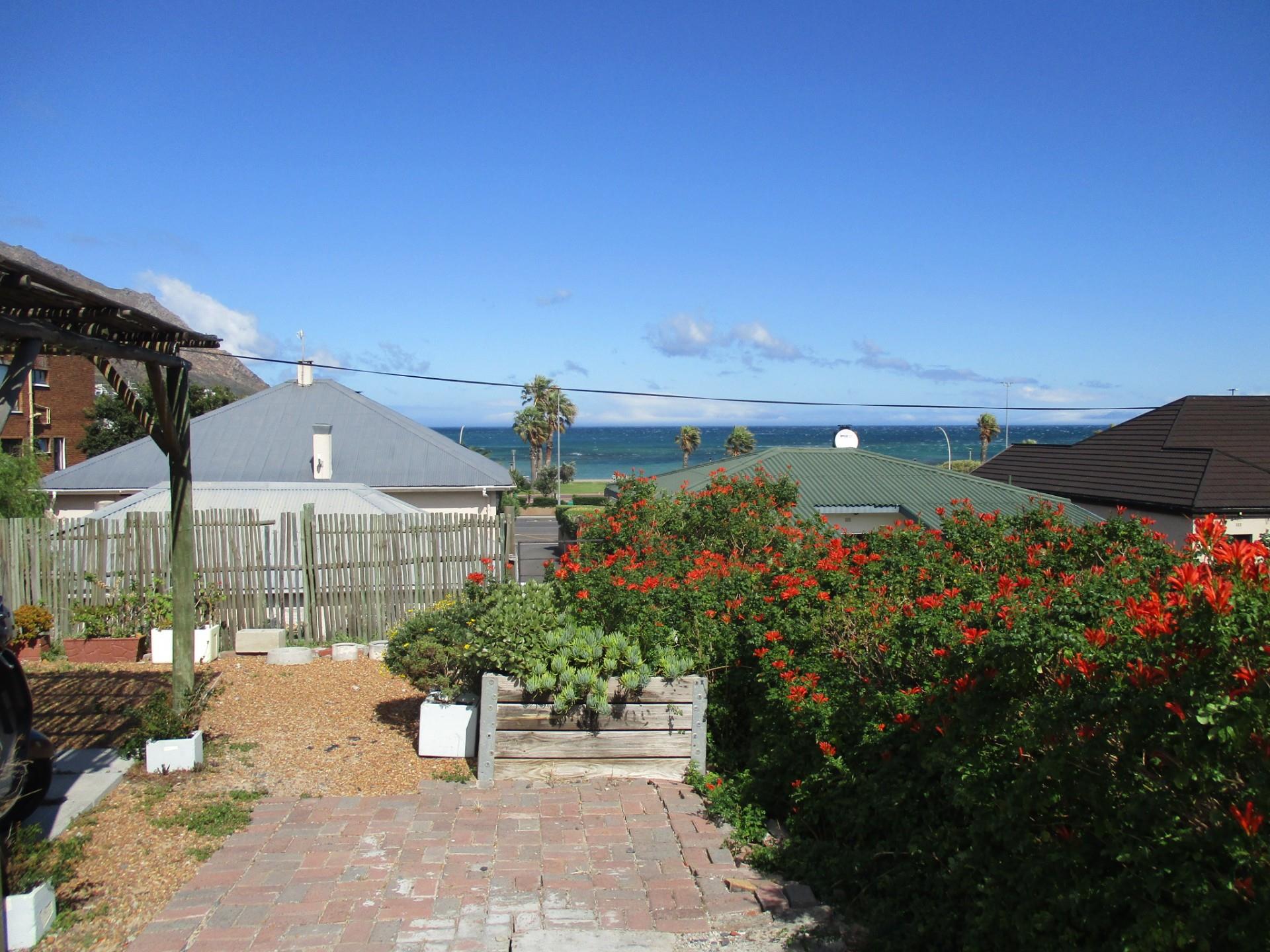 3 Bedroom Property for Sale in Gordons Bay Village Western Cape